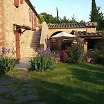 Дом отдыха Podere Casalbosco - Idromassaggio E Panorama *